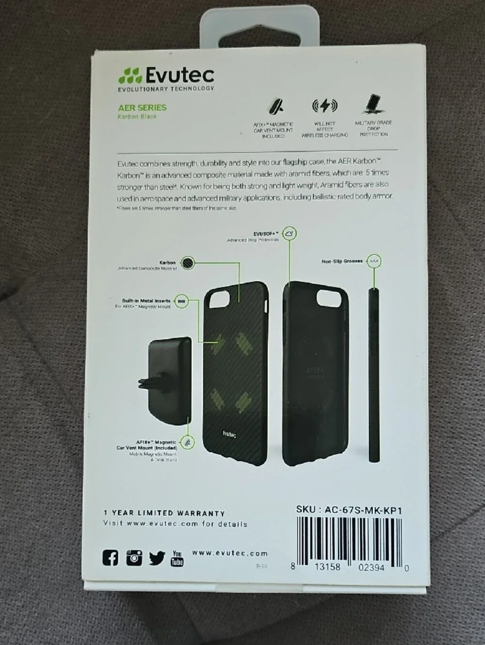 Aer Series Carbon Black iPhone 8 Plus Case with Car Vent Mount